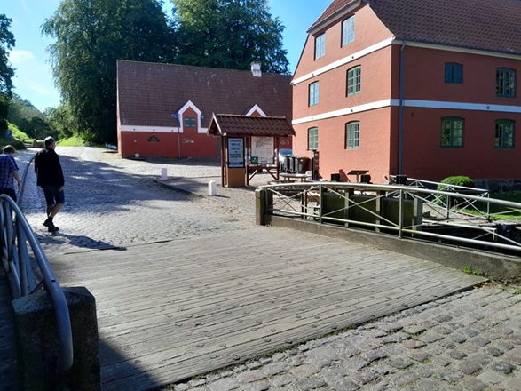 Juli 2025 – Udstilling på Tørning Mølle